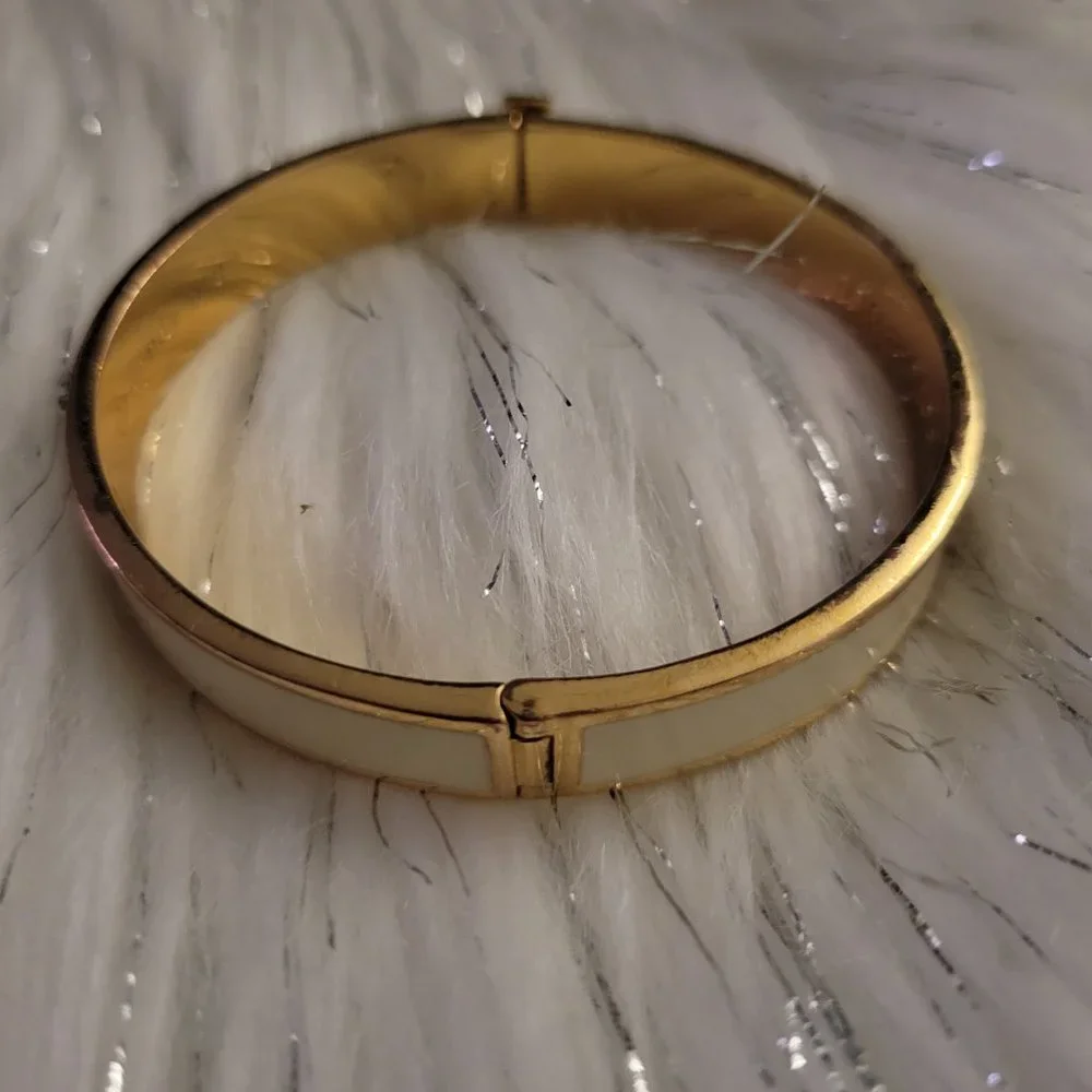 Kate Spade Hinged Bangle Bracelet - Picture 4 of 5